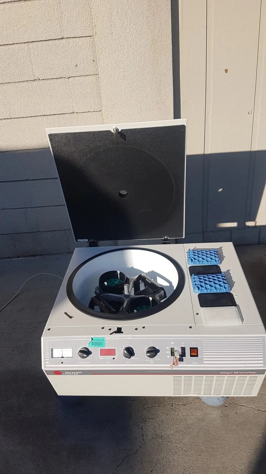 Beckman Coulter Allegra 6R Refrigerated Benchtop Centrifuge Centrifuge, second-hand product photo 1