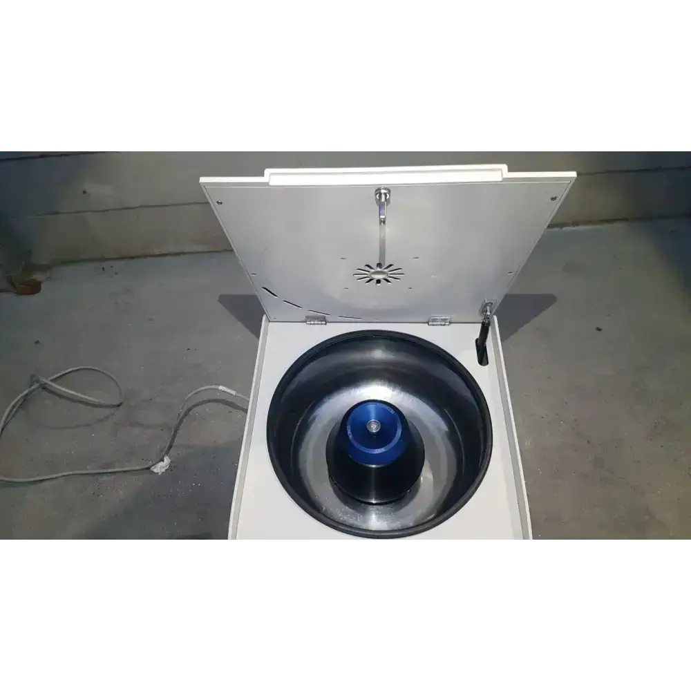 Beckman Coulter Allegra X-22R Benchtop Centrifuge Benchtop Centrifuge, second-hand product photo 2