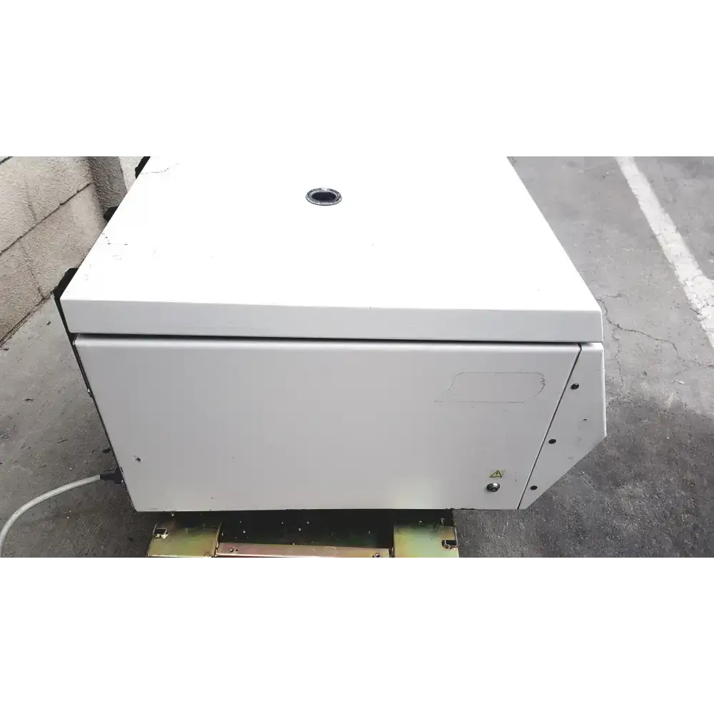 Beckman Coulter Spinchron DLX Benchtop Centrifuge Centrifuge, as-is (for parts) product photo 8