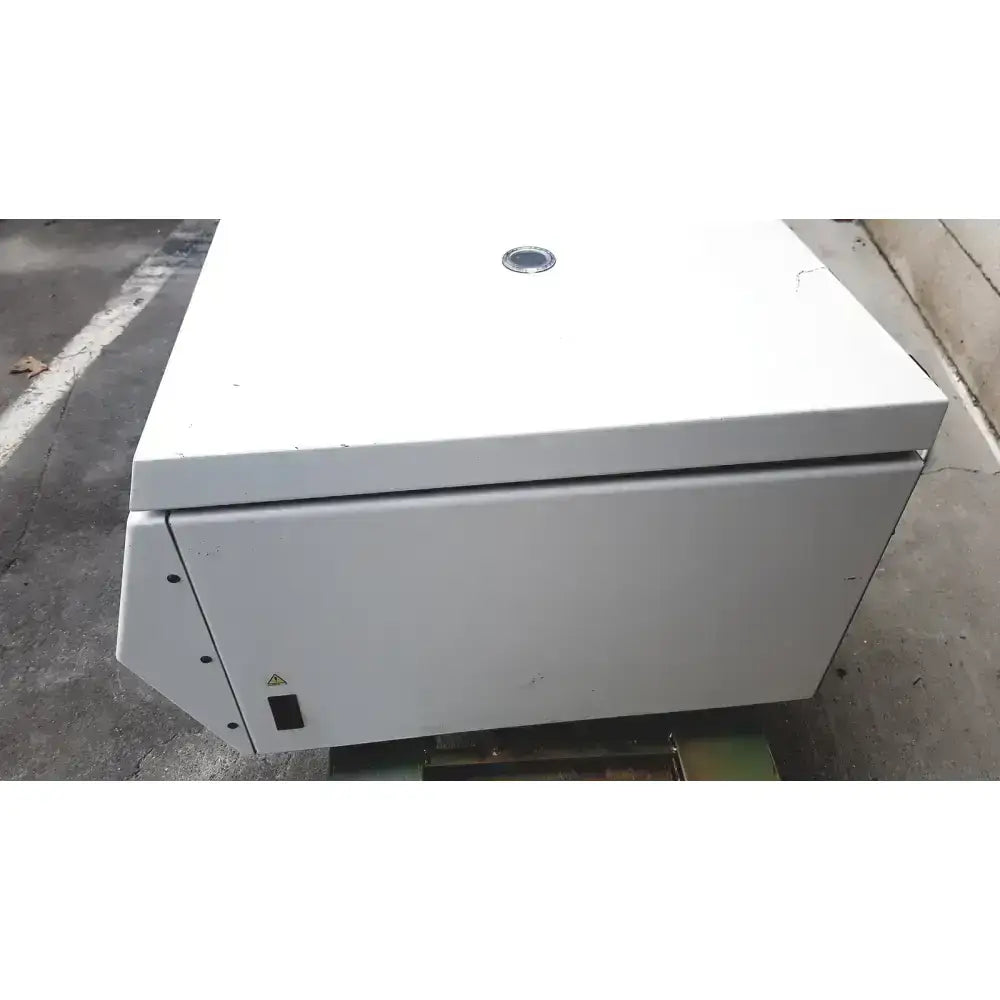 Beckman Coulter Spinchron DLX Benchtop Centrifuge Centrifuge, as-is (for parts) product photo 4