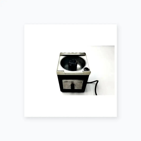 Reuse Medical Beckman Microfuge B, 6-position rotor, Cat.# 338720 Centrifuges, second-hand product photo 1