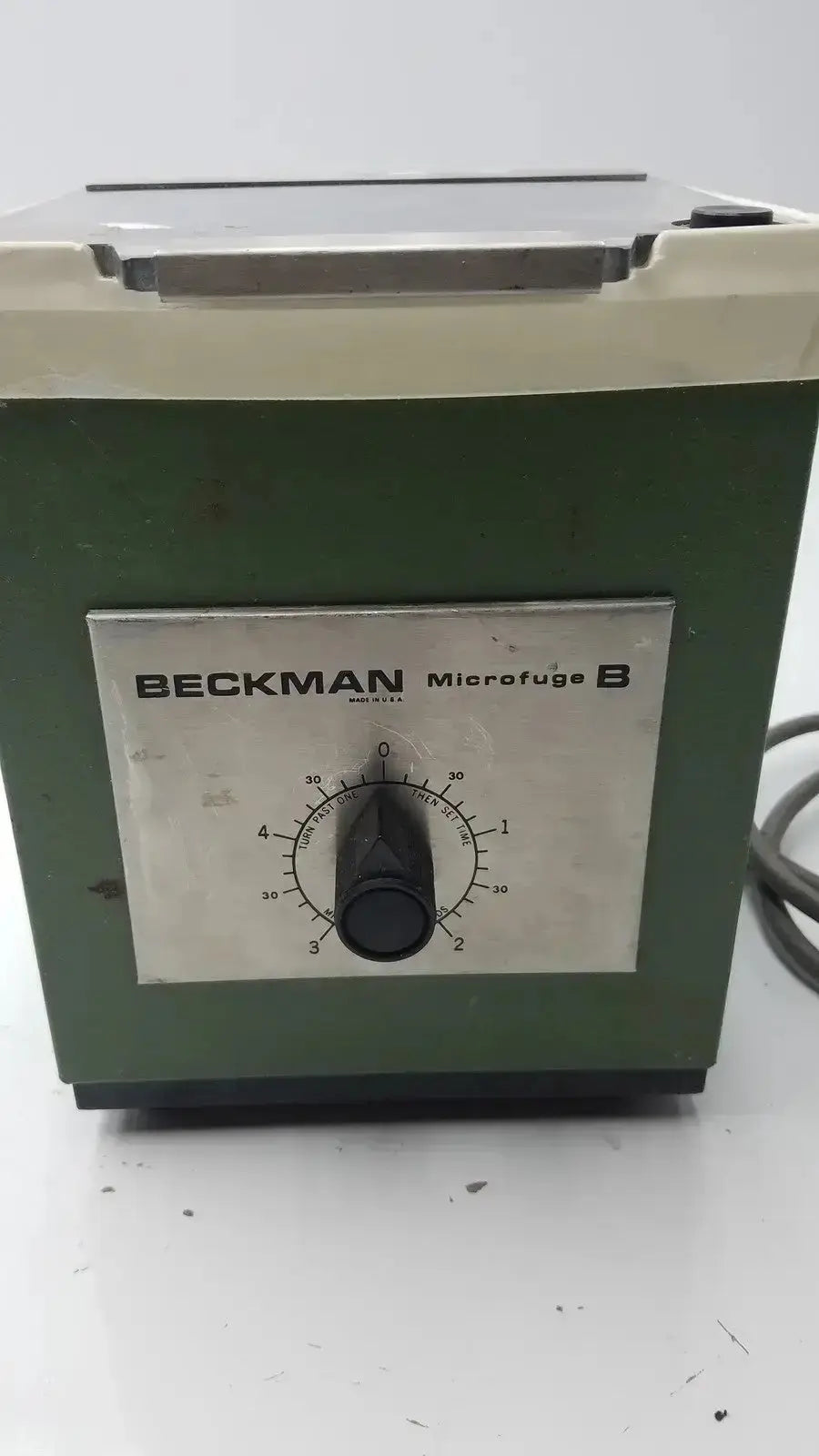 Beckman Coulter Beckman Microfuge B Cat No. 338720 Microcentrifuge, second-hand product photo 2