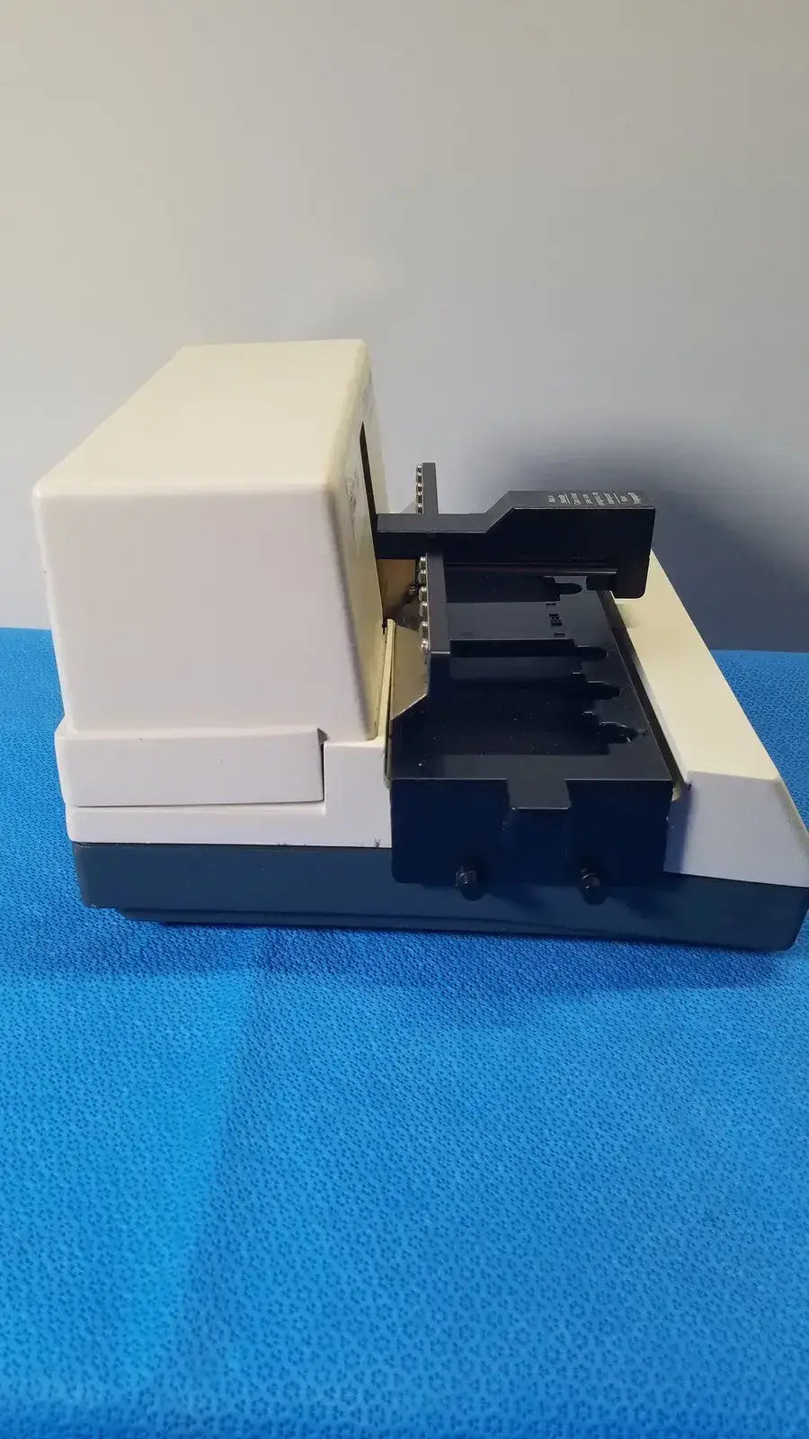 Becton Dickinson BD MicroProbe Processor A541004 MicroProbe Processor, as-is (for parts) product photo 7