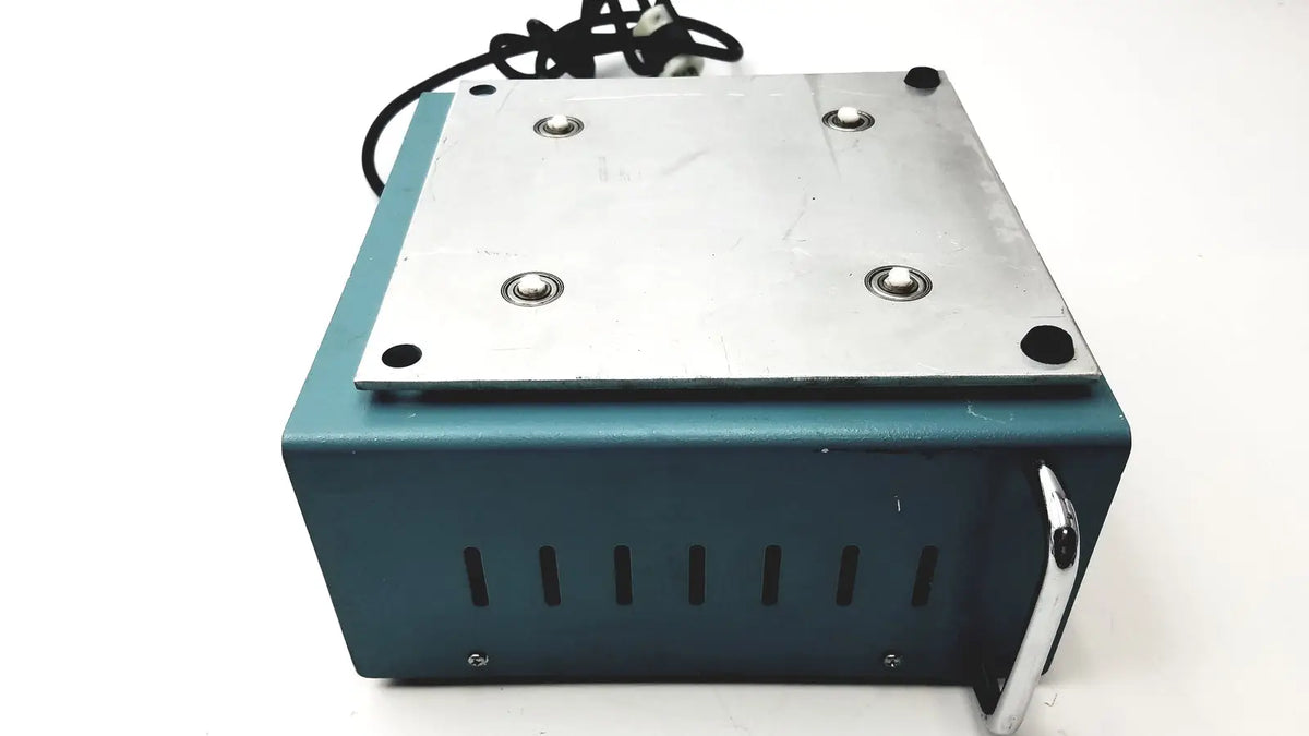 Teal bellco orbital shaker 7744-02020 with silver metal plate and vertical side ventilation slots shown as-is