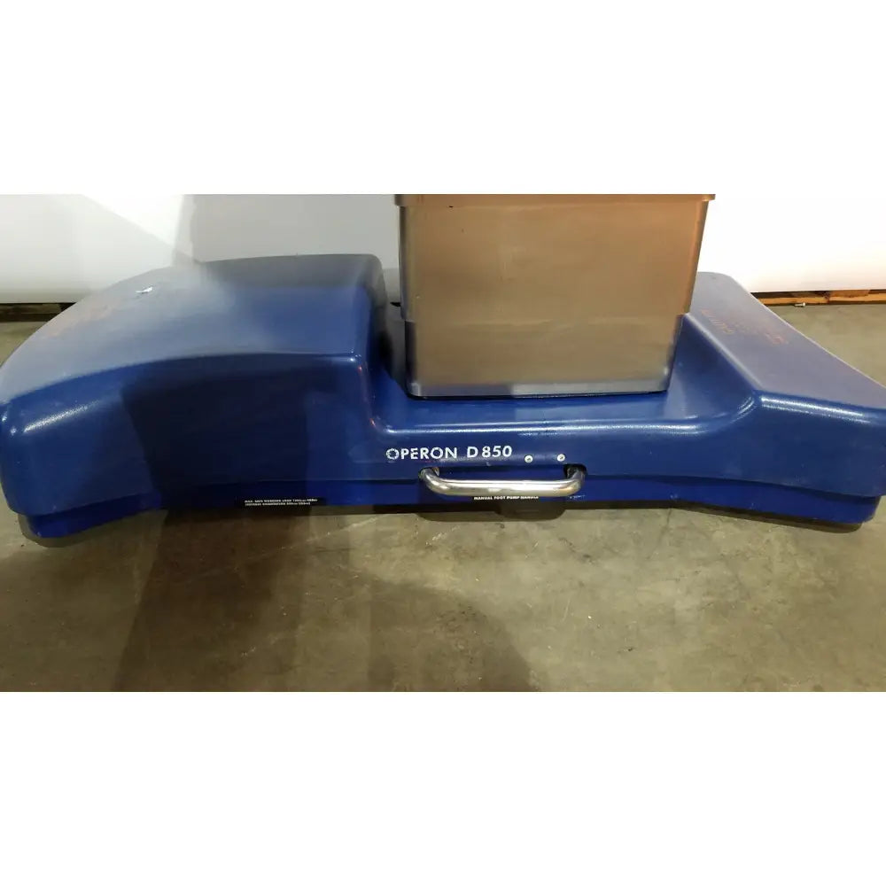 Blue plastic Berchtold D850 Operon surgical table weighing scale with metallic handle for precise medical use