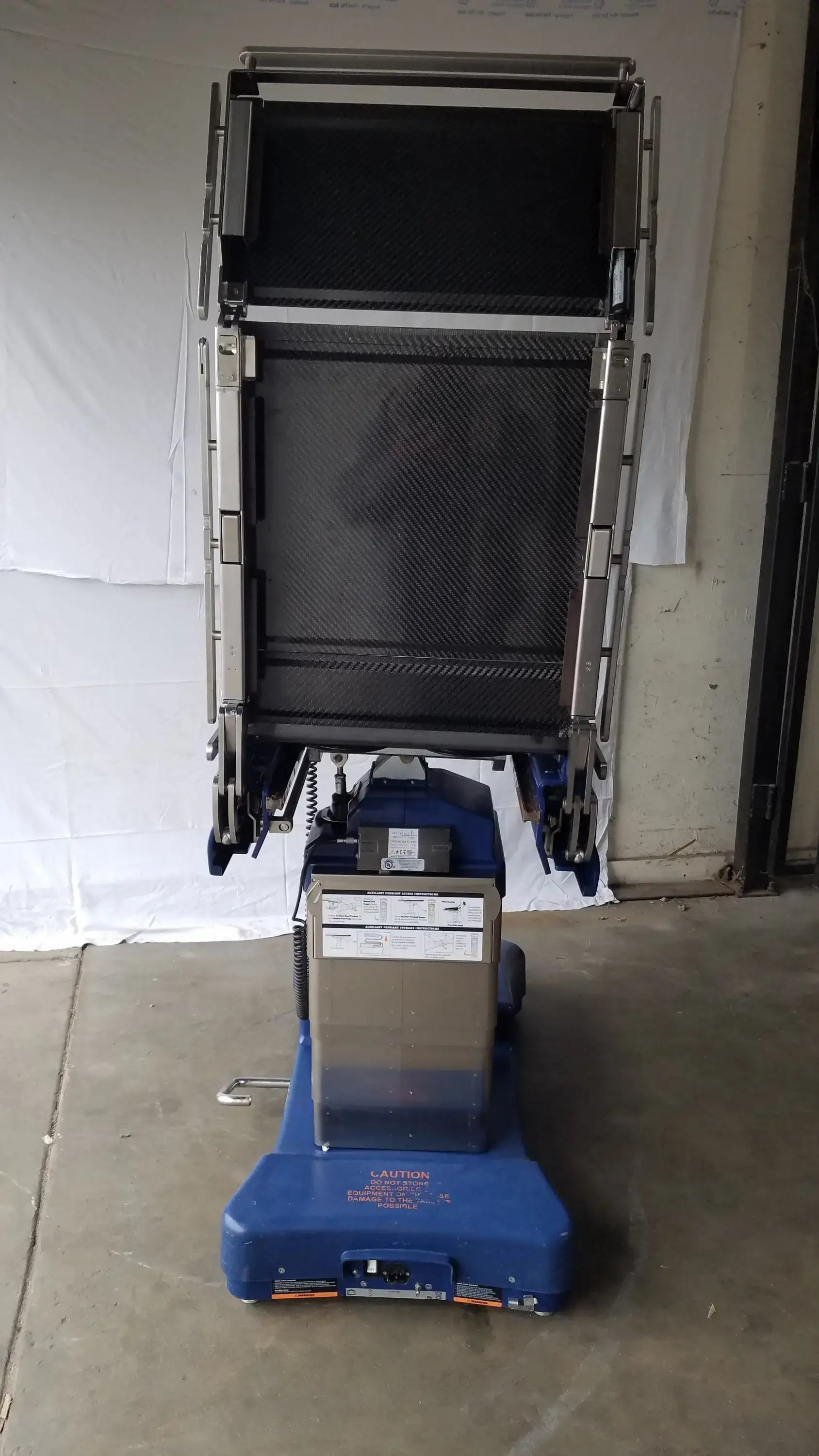 Reuse Medical Equipment Berchtold Operon D850 Surgical Table Base OEM Medical Equipment General Surgery Surgical Tables, second-hand product photo 14