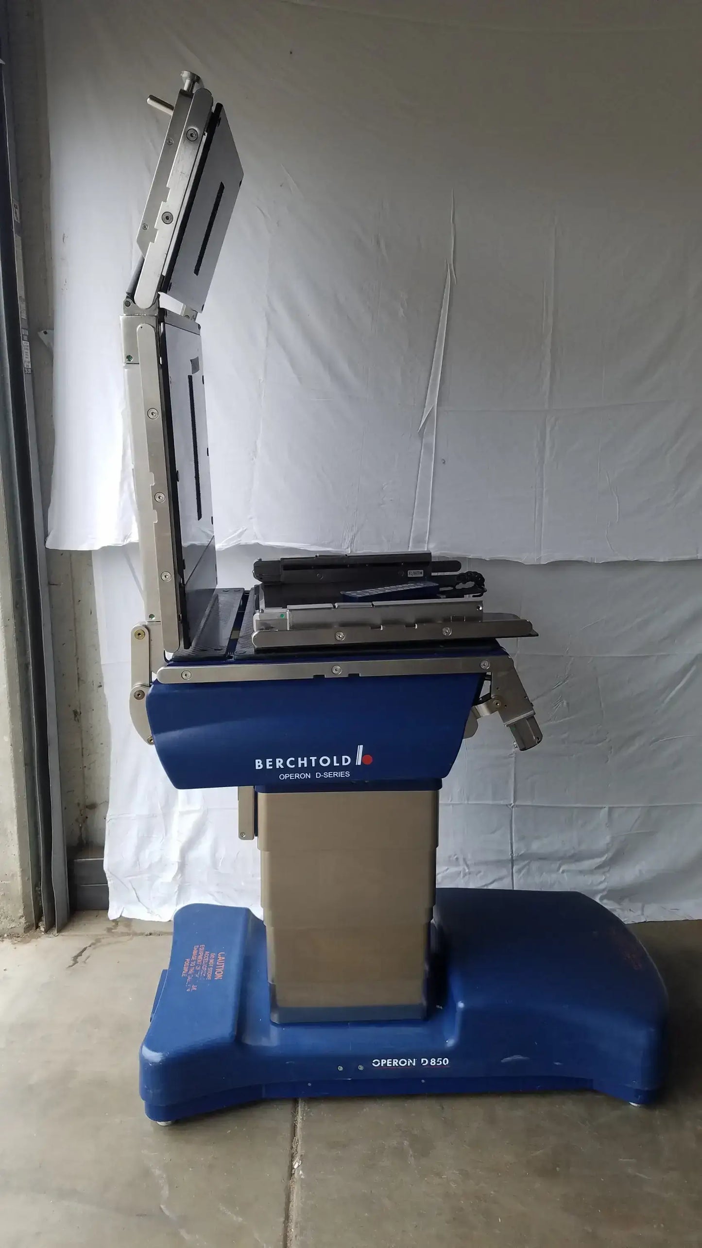 Reuse Medical Equipment Berchtold Operon D850 Surgical Table Base OEM Medical Equipment General Surgery Surgical Tables, second-hand product photo 8