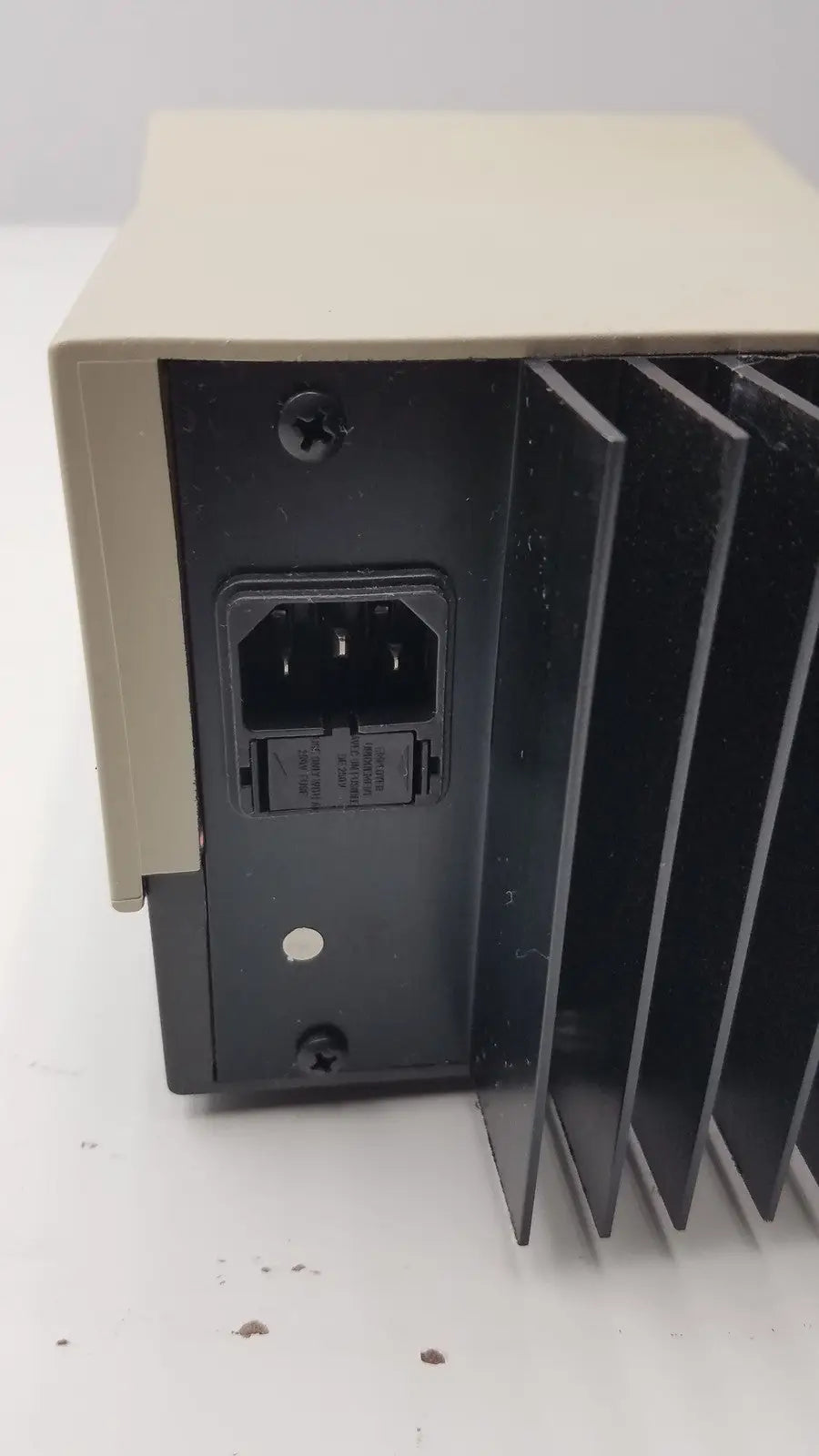Beige and black bio-rad chef-dr ii control module power supply unit with vertical heat sink and serial no 961BR g-cir-r7-17k
