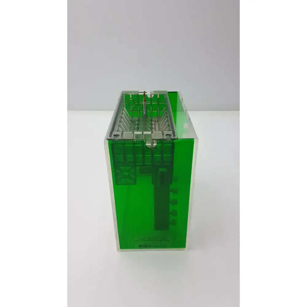 Bio-Rad Protean Dual Vertical Slab Gel Electrophoresis Cell Gel Electrophoresis Cell, second-hand product photo 1