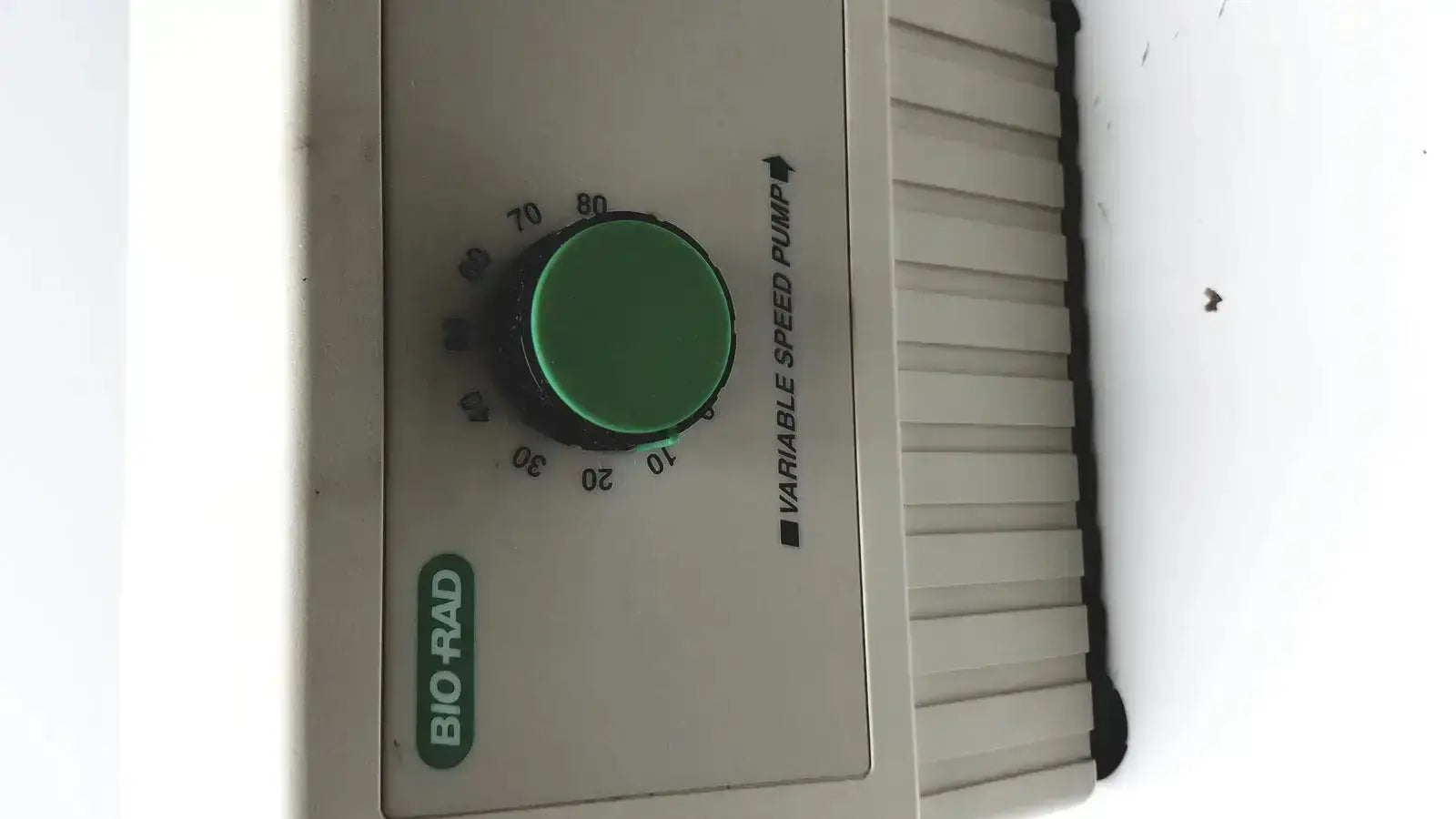 Bio-Rad Variable Speed Pump 260-BR Laboratory Pump, second-hand product photo 2
