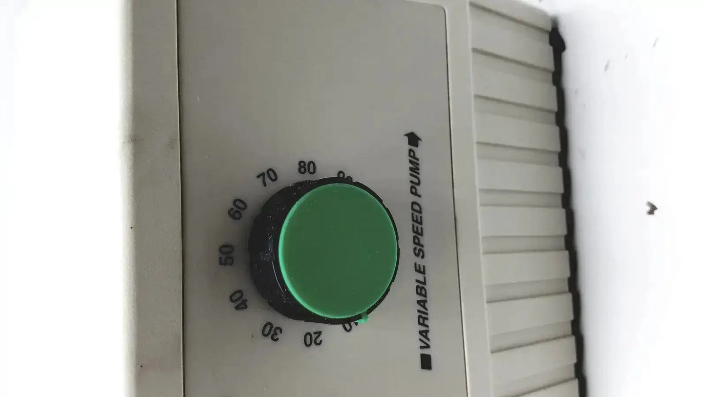 Bio-Rad Variable Speed Pump 260-BR Laboratory Pump, second-hand product photo 3
