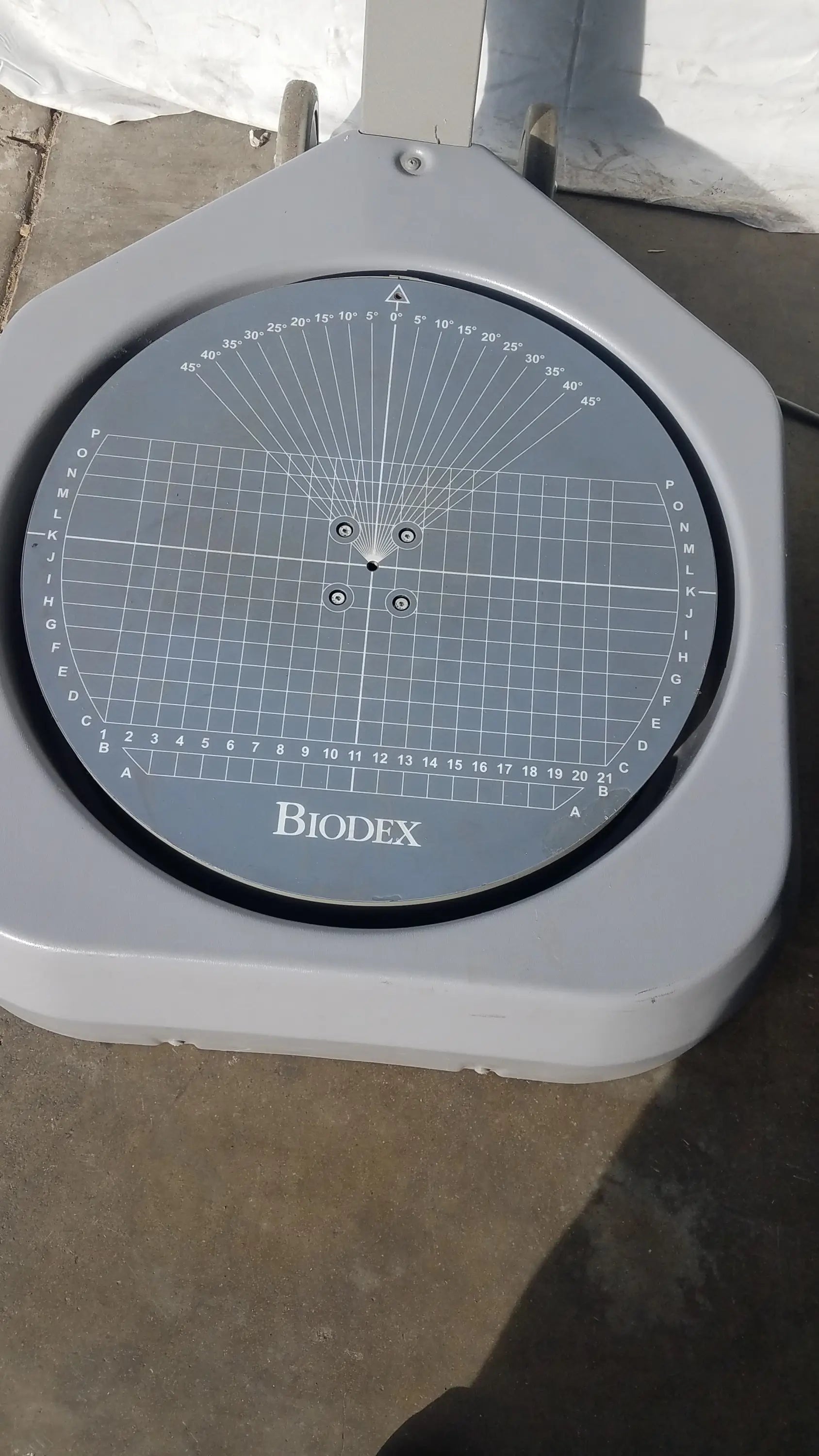 Gray biodex 950-300 balance system sd exercise machine with circular dial for balance assessment serial number 0705499