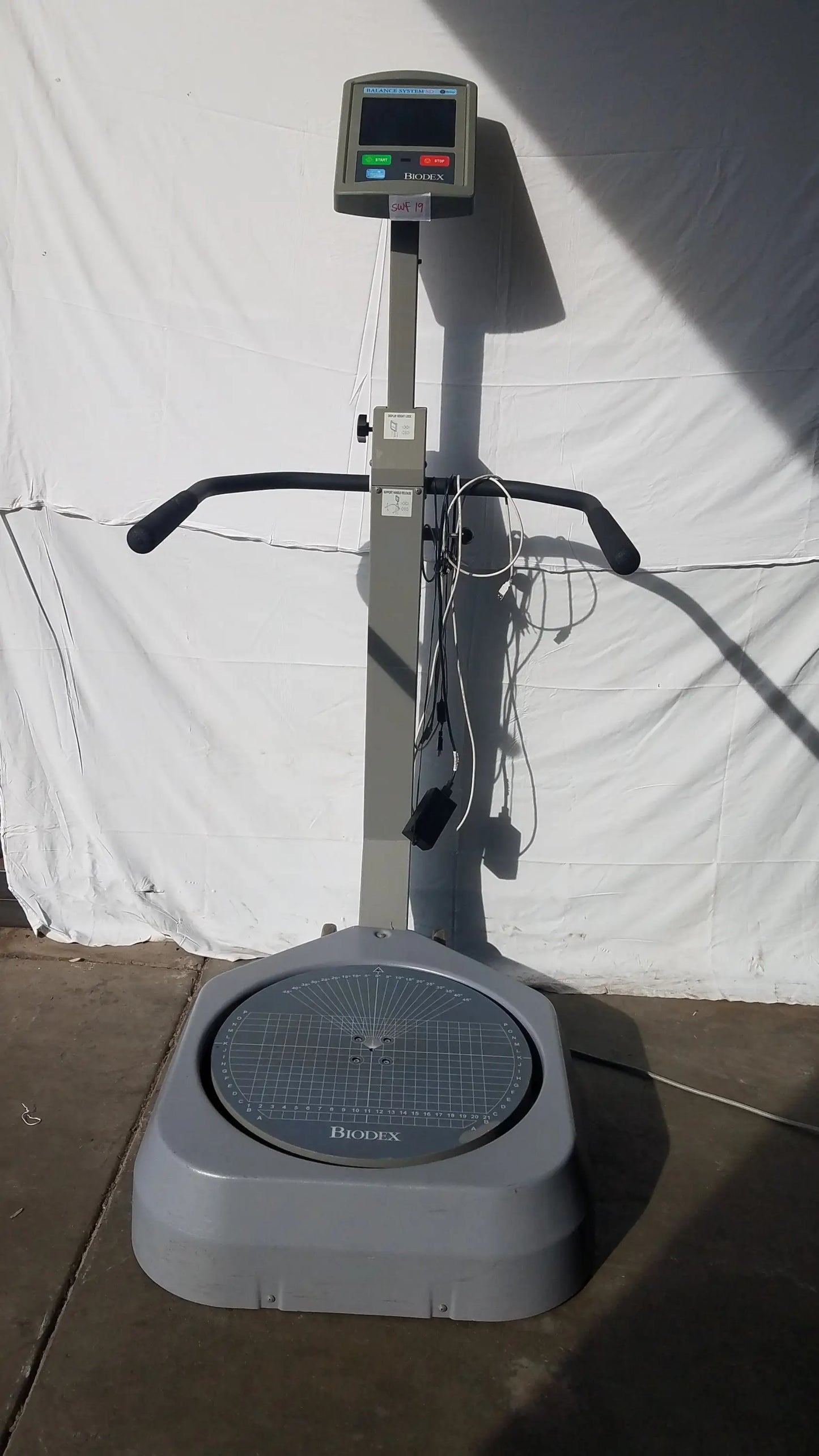 Gray biodex 950-300 balance system sd 115v with digital display handlebars circular platform for balance assessment serial number 0705499