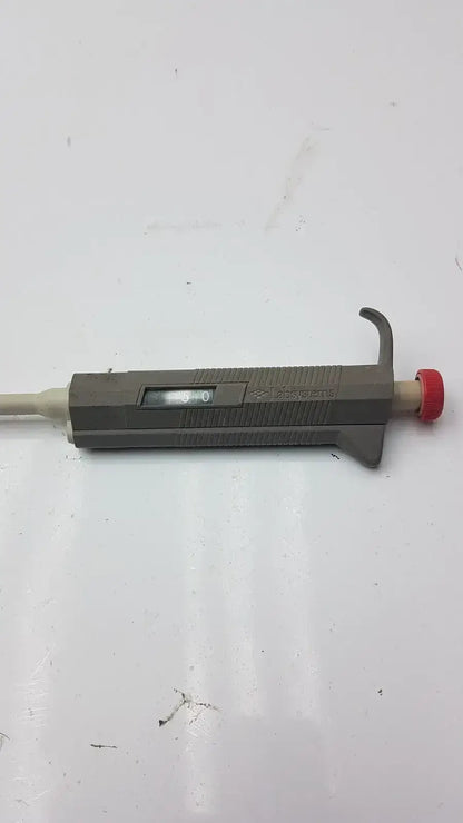 Biomerieux Vitek Digital 10-100 uL, Recorder No 30506 Digital Pipette, second-hand product photo 6