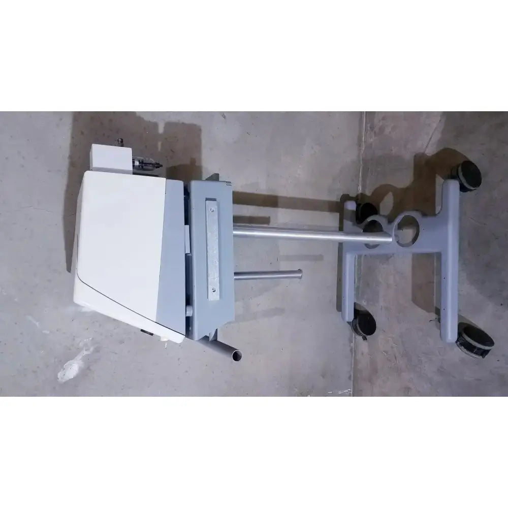 Bipap Vision ventilatory support system 582059 With Stand Ventilator, second-hand product photo 3