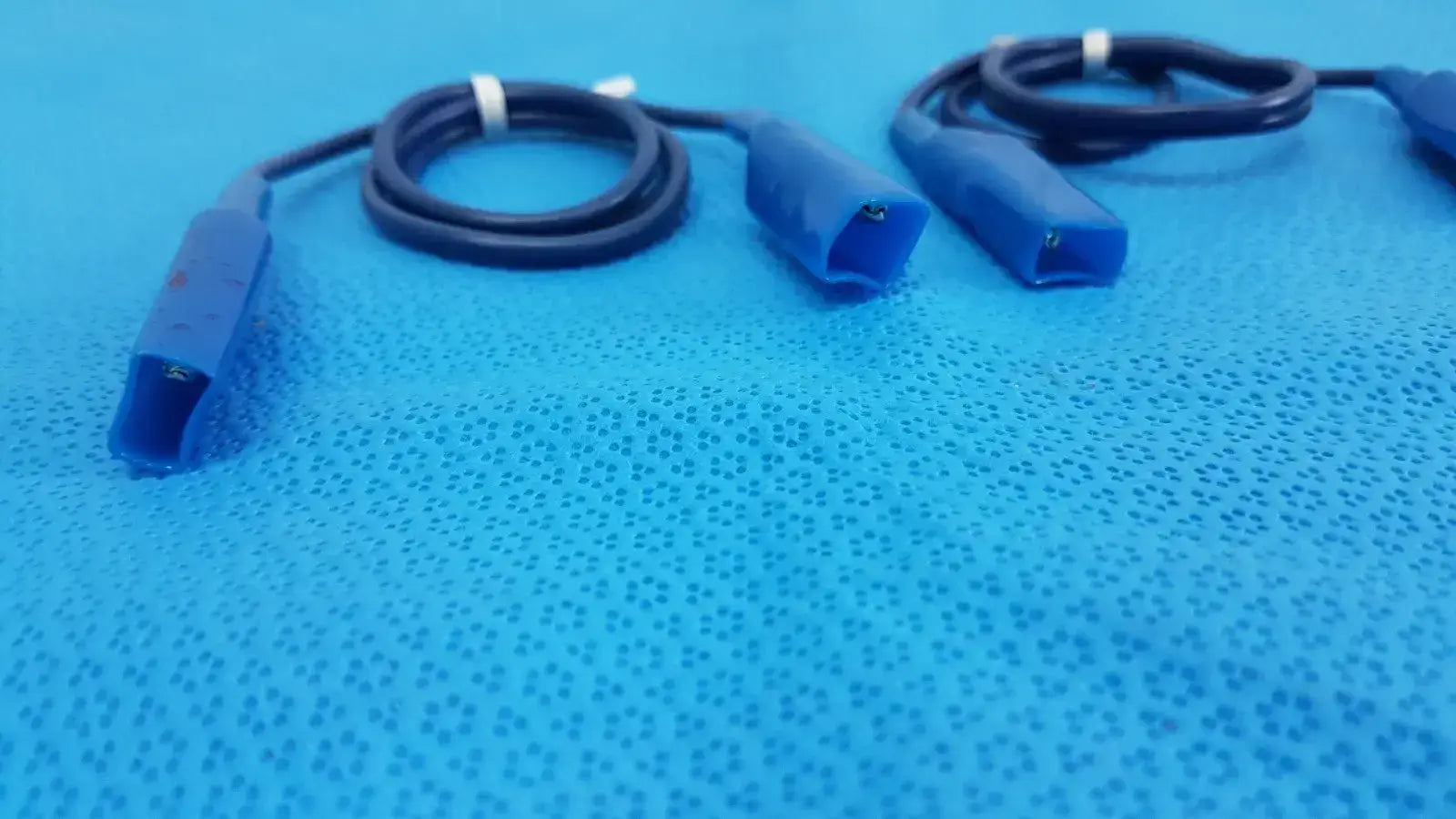Unbranded Bipolar Electrosurgical ESU Cautery Cable Cord for Bipolar Forceps - Lot of 2 Bipolar ESU Cautery Cable, second-hand product photo 4