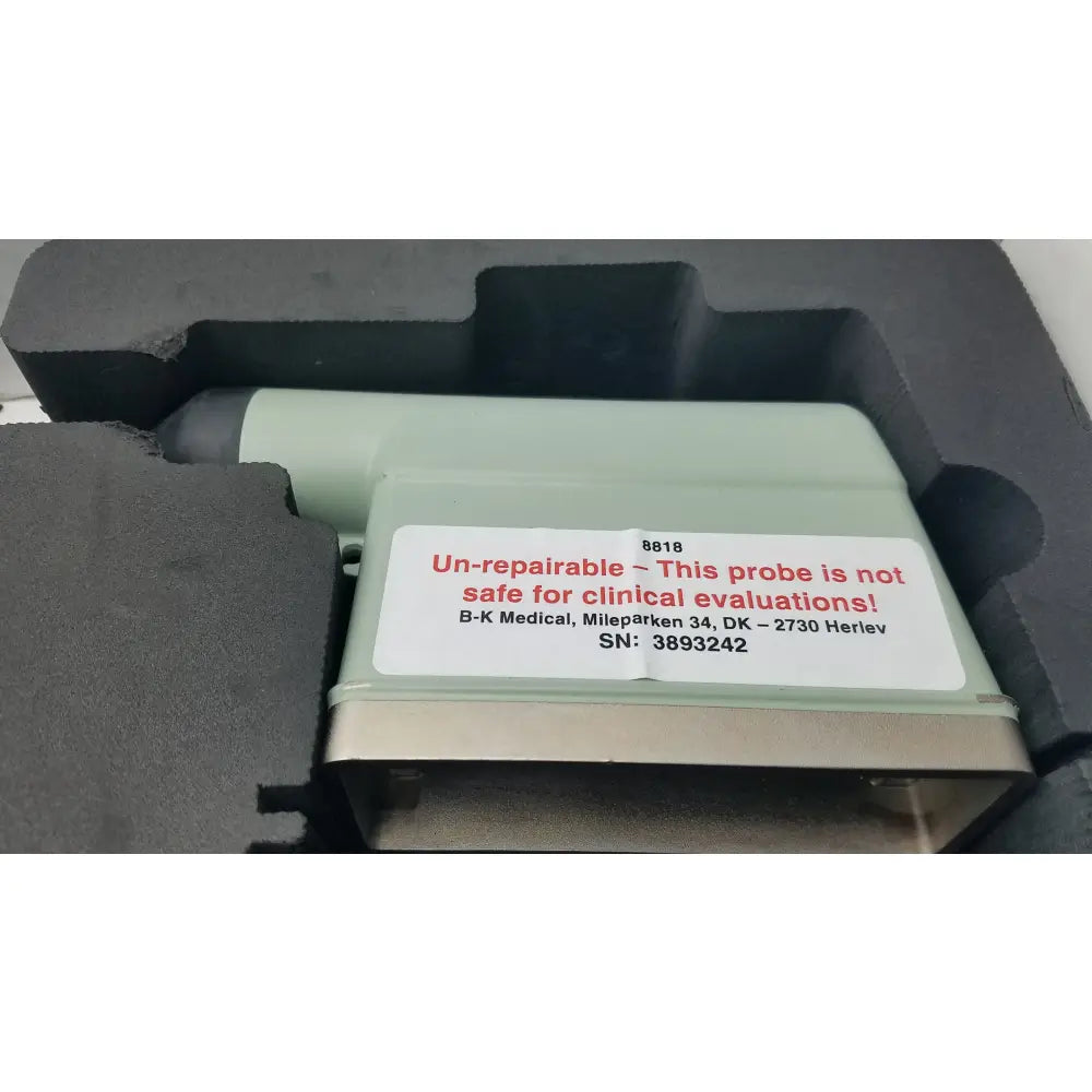BK Medical 8818 Ultrasound Transducer Probe With Case S/N 3893242 - Ultrasound Transducer Probe