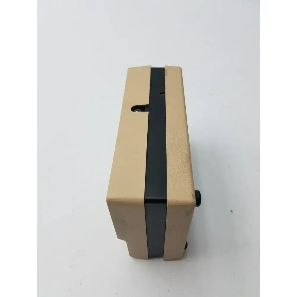 BK Precision Autoranging Capacitance Meter 830 Capacitance Meter, second-hand product photo 6