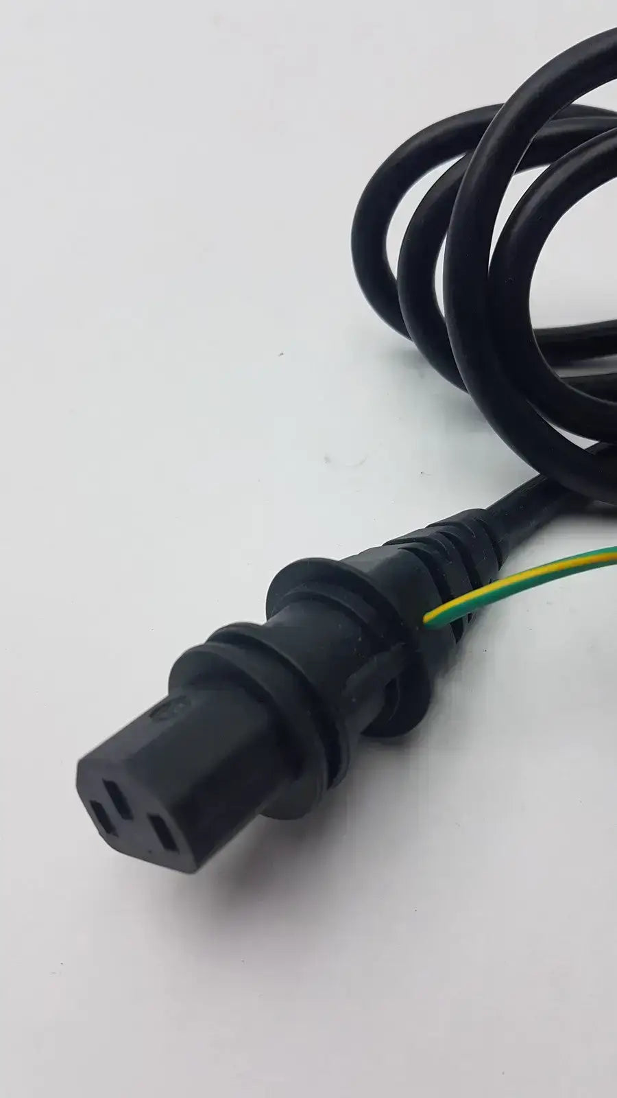 Generic Black Power Cord Cable Plug 3 Poles Male with 3 Female Power Cord Splitter, second-hand product photo 3