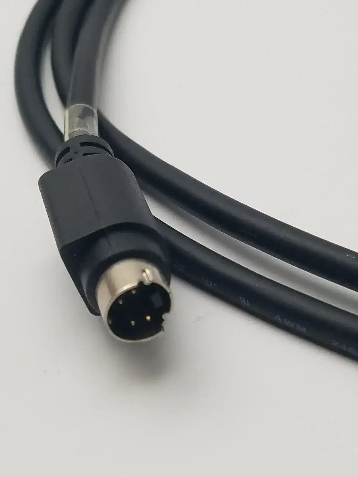 Generic Black S-Video Cable Cord Male to Male Compatible with VHS, DVD, HDTV S-Video Cable, second-hand product photo 3