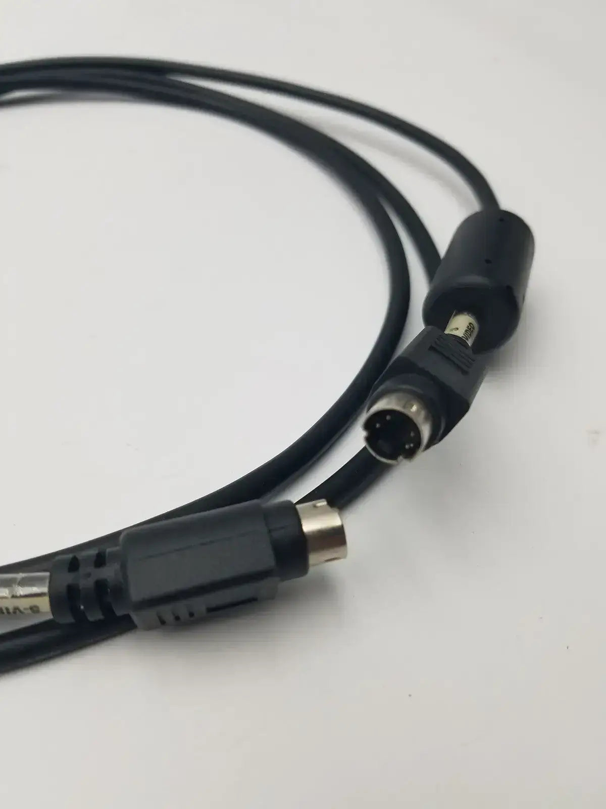 Generic Black S-Video Cable Cord Male to Male Compatible with VHS, DVD, HDTV S-Video Cable, second-hand product photo 2