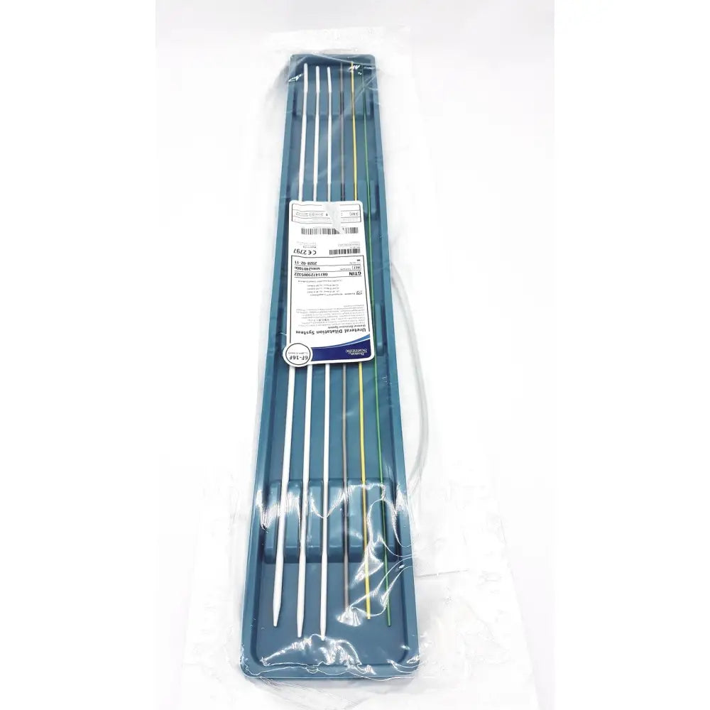 Set of five sterile metallic medical needles in a teal tray for Boston Scientific ureteral dilation system M0062401000