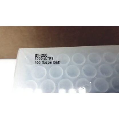 Ranin Box of 18 Rainin RT-200 Liftcover 100 Tips Per Rack Pipette Tips, second-hand product photo 3