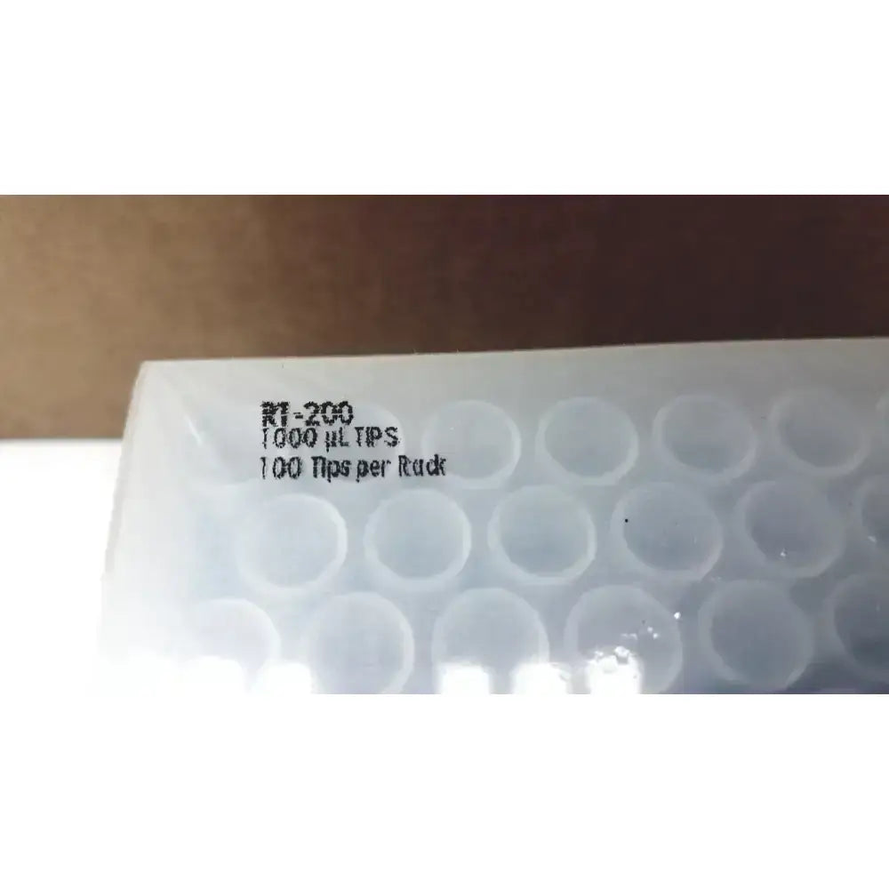 Ranin Box of 18 Rainin RT-200 Liftcover 100 Tips Per Rack Pipette Tips, second-hand product photo 3