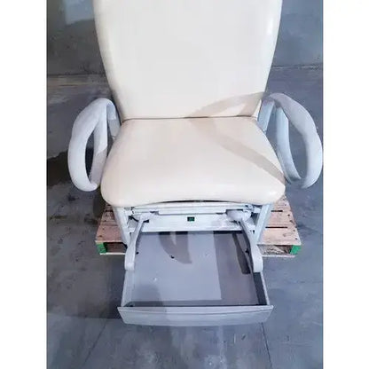 Brewer Access High/Low Model 6501 Power Exam Table with Stirrups And Foot Pedal Power Exam Table, second-hand product photo 5