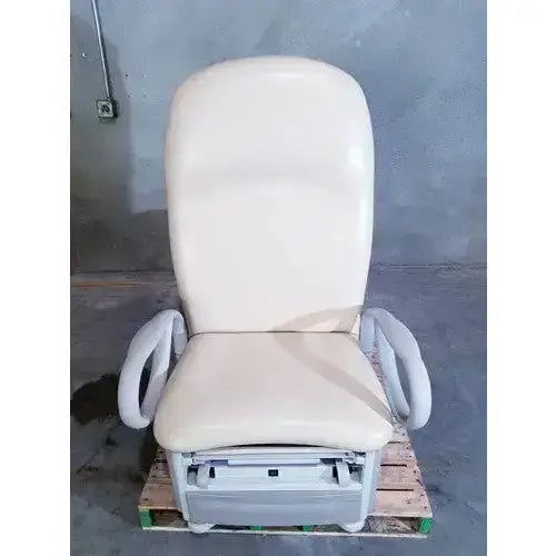 Brewer Access High/Low Model 6501 Power Exam Table with Stirrups And Foot Pedal Power Exam Table, second-hand product photo 4