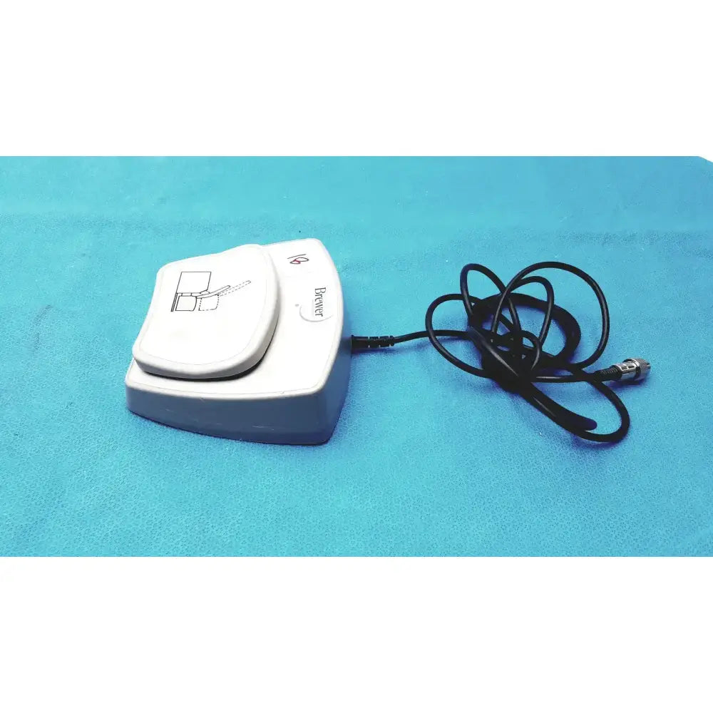 Brewer High-Low Power Exam Table Foot Pedal Exam Table Foot Pedal, as-is (for parts) product photo 10