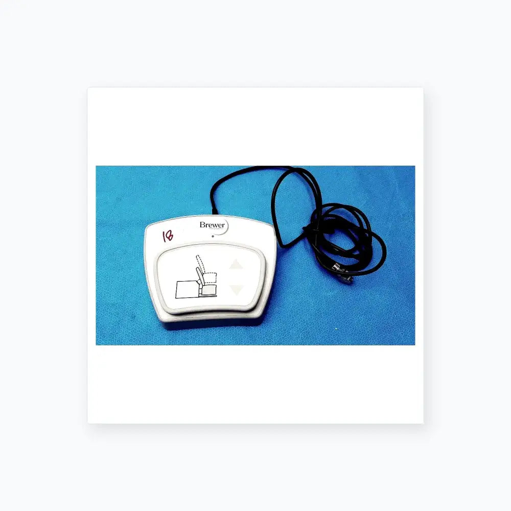 Brewer High-Low Power Exam Table Foot Pedal Exam Table Foot Pedal, as-is (for parts) product photo 1