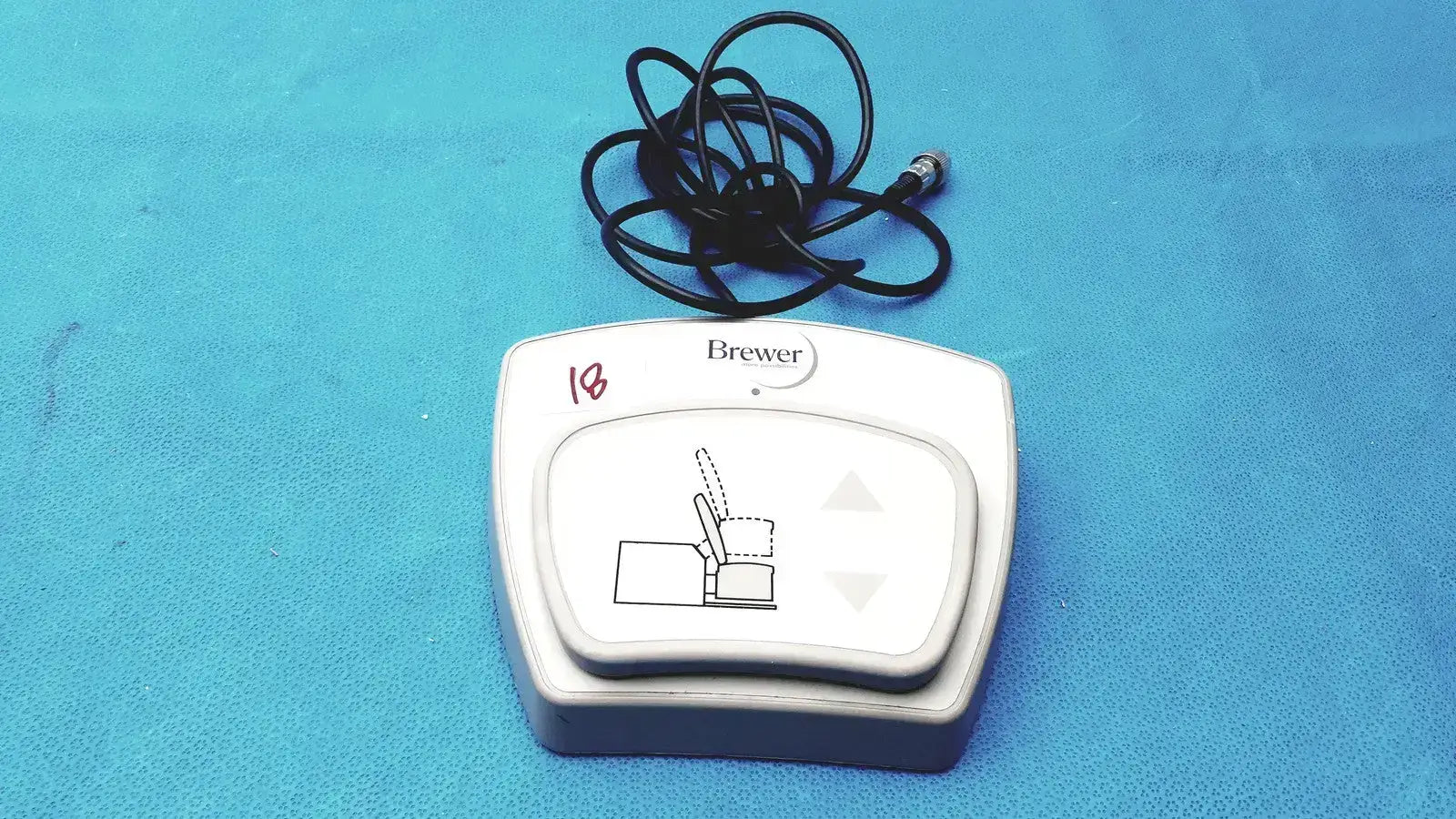 Brewer High-Low Power Exam Table Foot Pedal Exam Table Foot Pedal, as-is (for parts) product photo 11