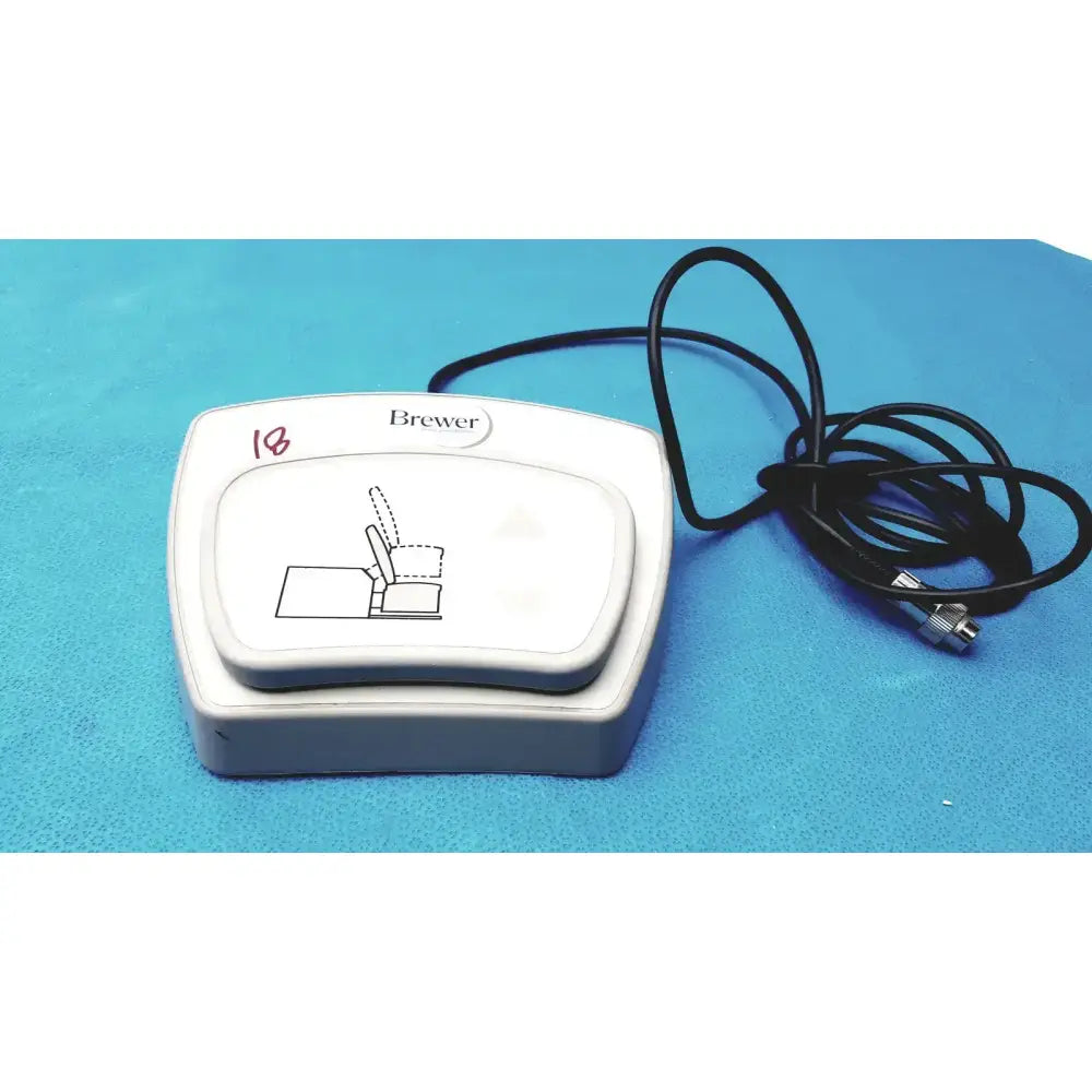 Brewer High-Low Power Exam Table Foot Pedal Exam Table Foot Pedal, as-is (for parts) product photo 2