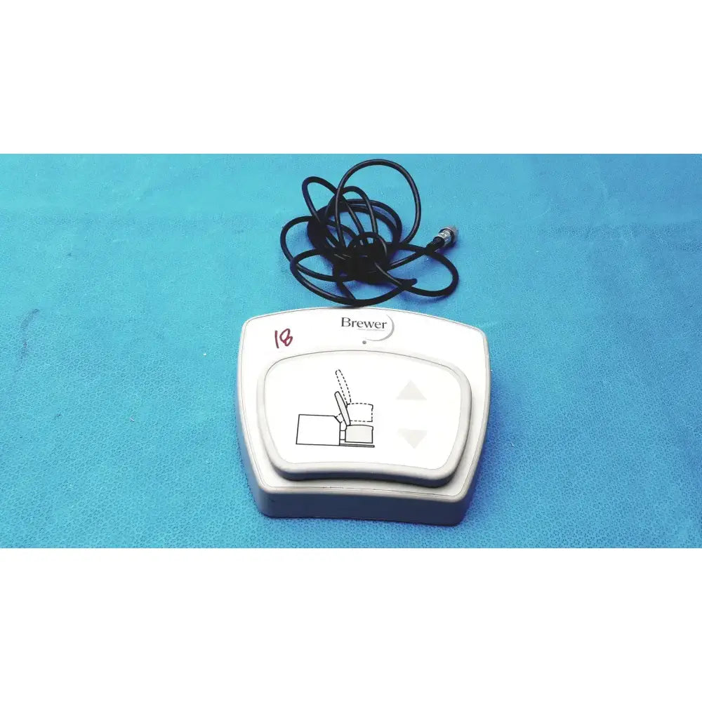 Brewer High-Low Power Exam Table Foot Pedal Exam Table Foot Pedal, as-is (for parts) product photo 11