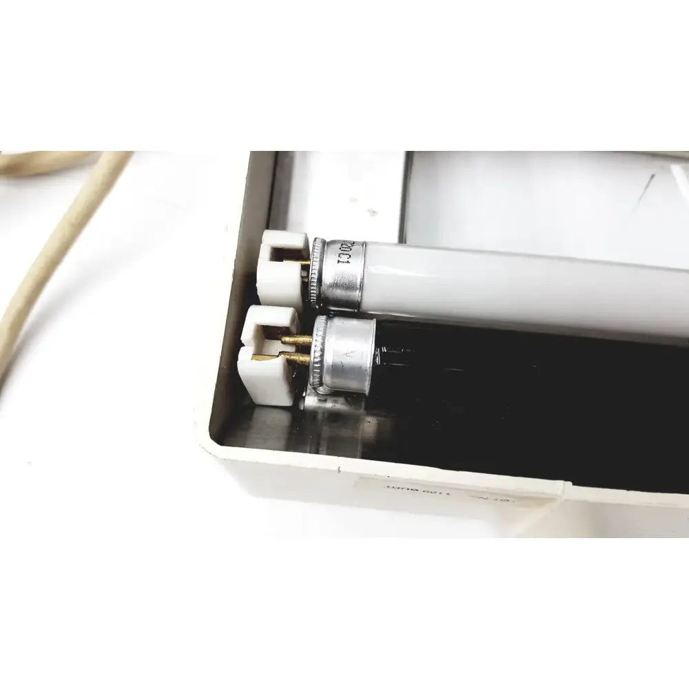 Burton Luxo Medical Products Ultraviolet UV Light Medical UV Light, as-is (for parts) product photo 10