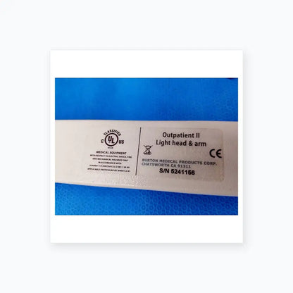 White plastic outpatient ii light head and arm medical equipment by burton medical products for reuse medical equipment use