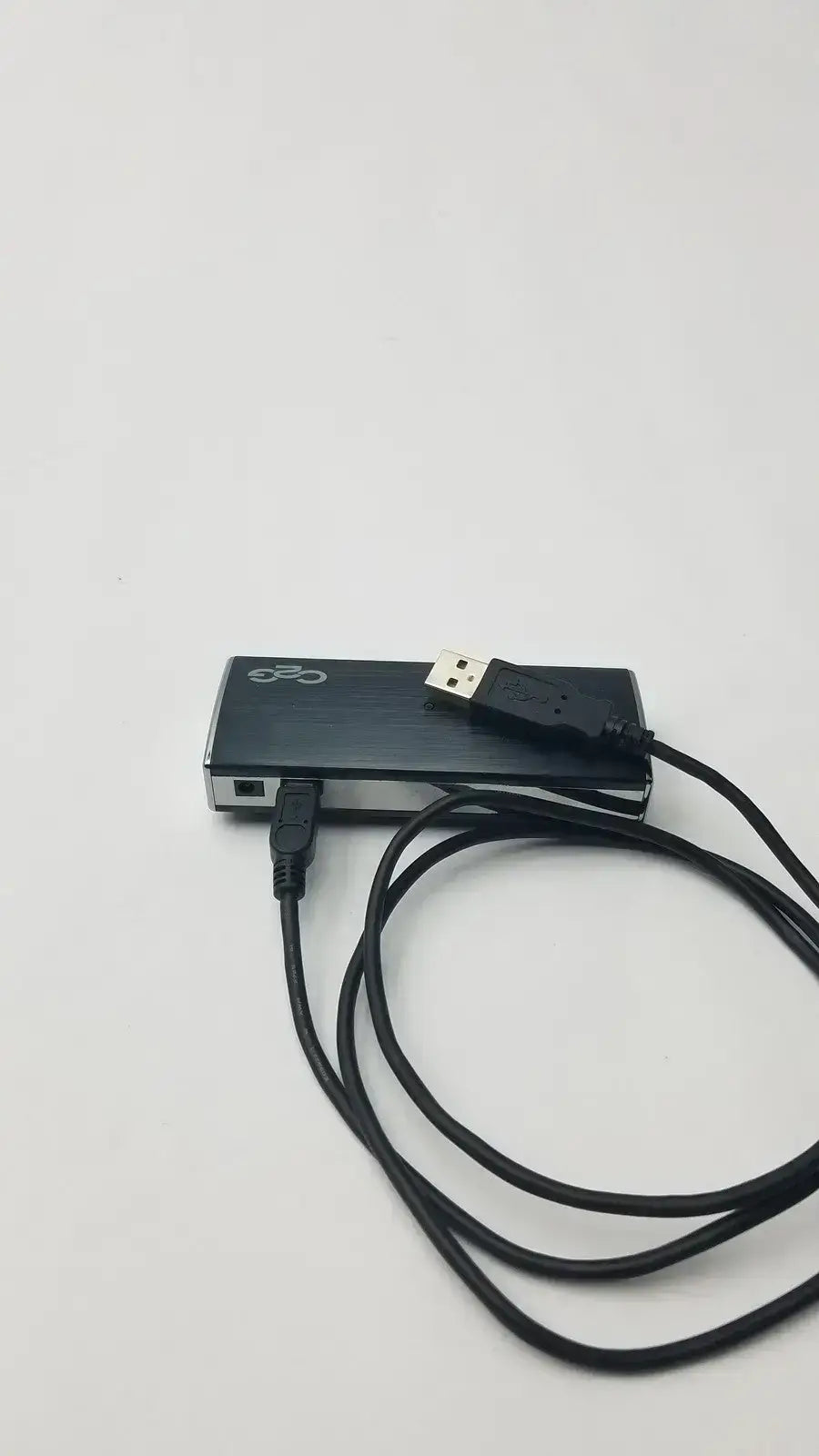 C2G 29508 4-Port USB-2.0 Aluminum Hub for Chromebooks, Laptop, & Desktops USB Hub, second-hand product photo 5