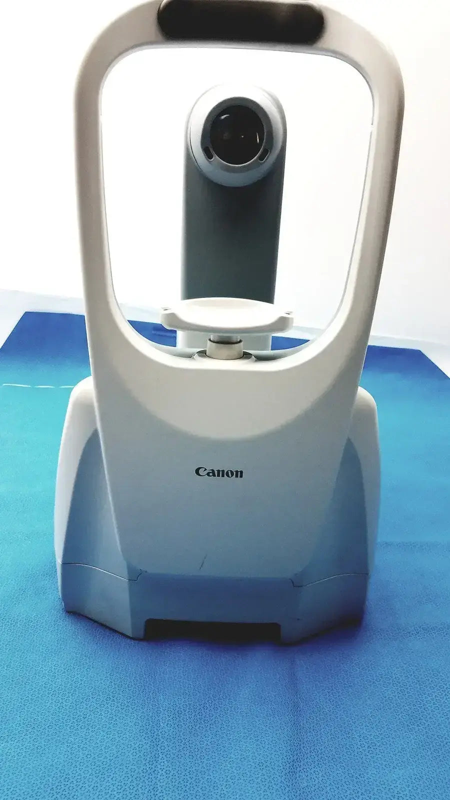 Canon CR-2 Plus AF Digital Retinal Camera High Resolution Eye Imaging Device Digital Retinal Camera, second-hand product photo 1