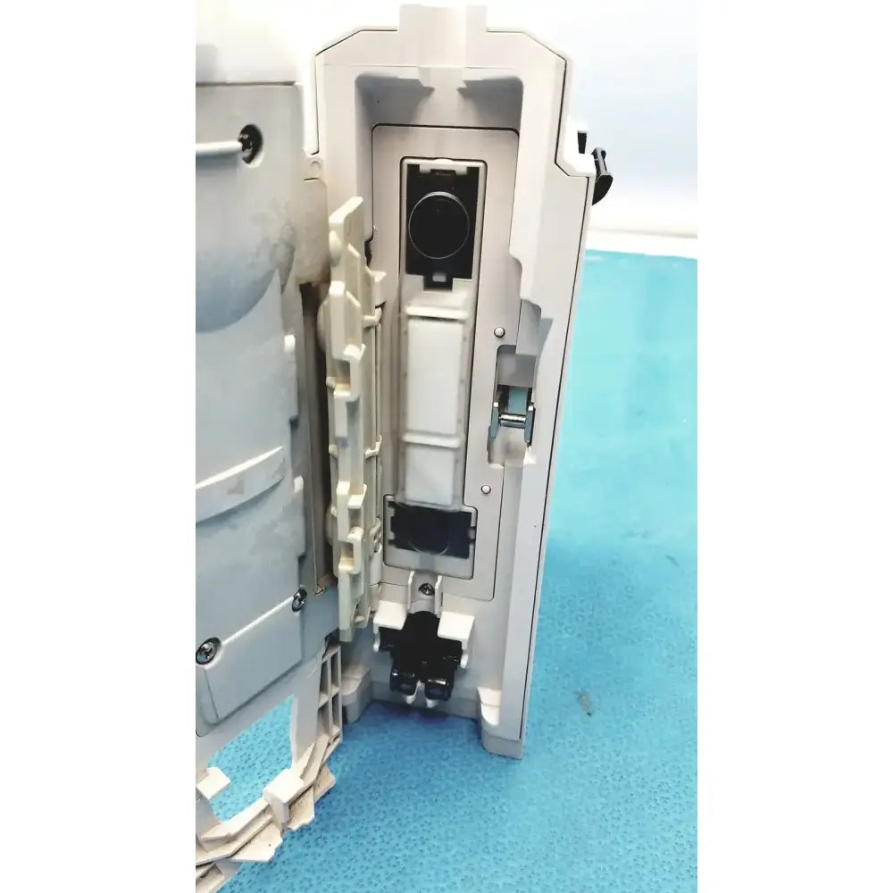 Cardinal Health Alaris Pump - 8100 Infusion Pump, as-is (for parts) product photo 5