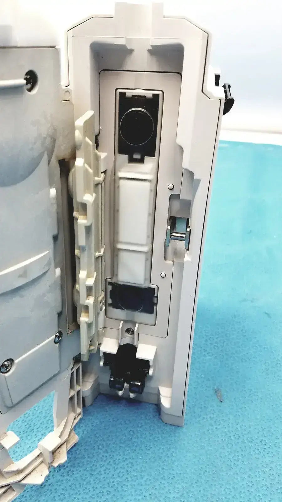 Cardinal Health Alaris Pump - 8100 Infusion Pump, as-is (for parts) product photo 5