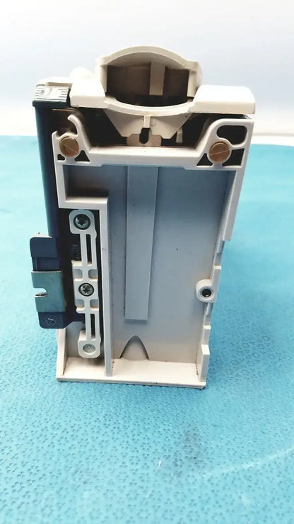 Cardinal Health Alaris Pump - 8100 Infusion Pump, as-is (for parts) product photo 11