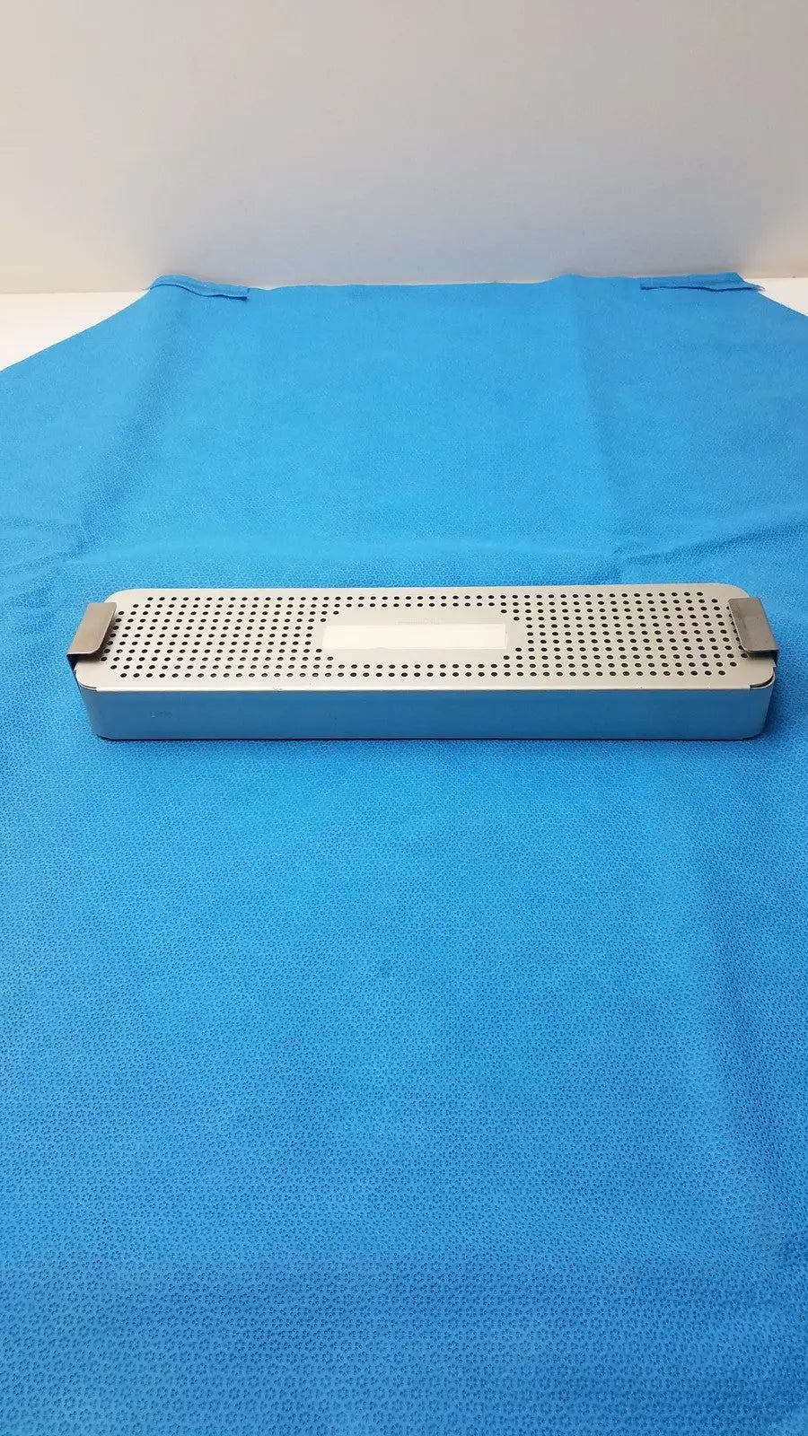 Case Medical ENCM Sterilization Container Box 16.3"x4"x1.8" – Used Good Sterilization Container, second-hand product photo 3