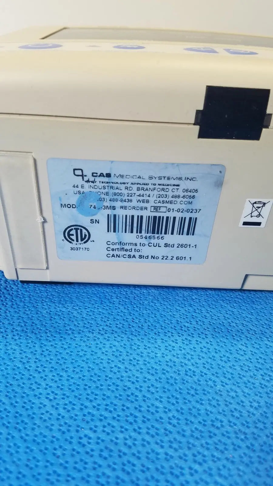 Cream-colored casmed 740 masimo set spo2 blood pressure patient monitor designed for accurate spo2 blood pressure tracking