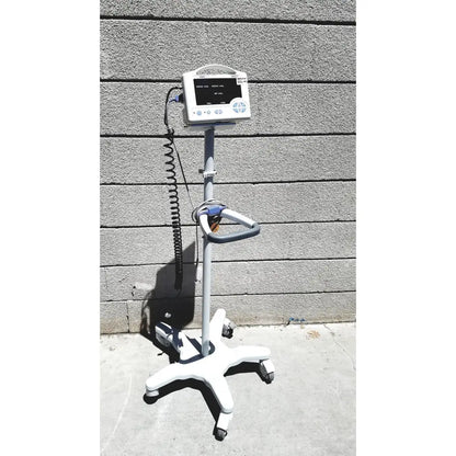 White casmed 740 vital signs monitor with sp02 finger probe on a rolling stand for medical use lot of 3