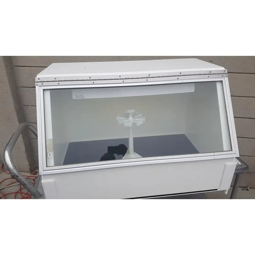 CBS Scientific P-036-202 PCR Workstation Dead Air Box, UV & Fluorescent Lighting PCR Workstation, second-hand product photo 1
