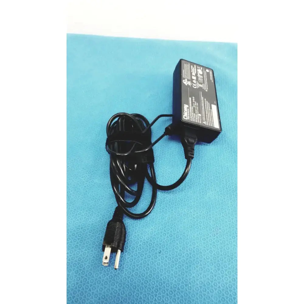 Chicony Power Technology AC Adapter with Power Cord - A16-135P1A AC Adapter, second-hand product photo 4