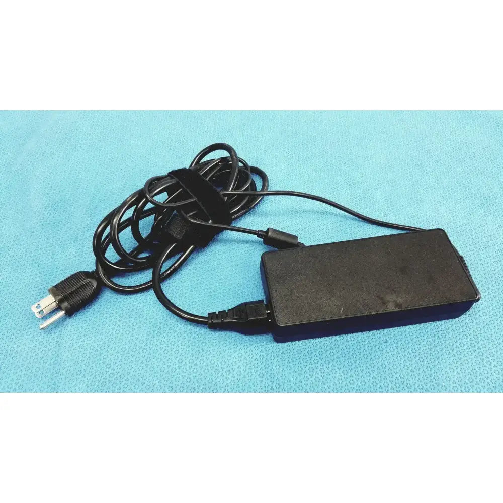 Chicony Power Technology AC Adapter with Power Cord - A16-135P1A AC Adapter, second-hand product photo 9