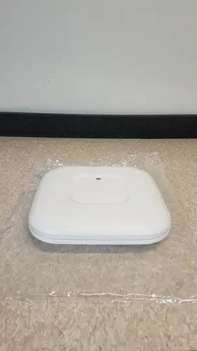 Cisco AIR-CAP2702I-B-K9 Aironet 2700 Series Wireless Access Point w/ Bracket Wireless Access Point, new product photo 1
