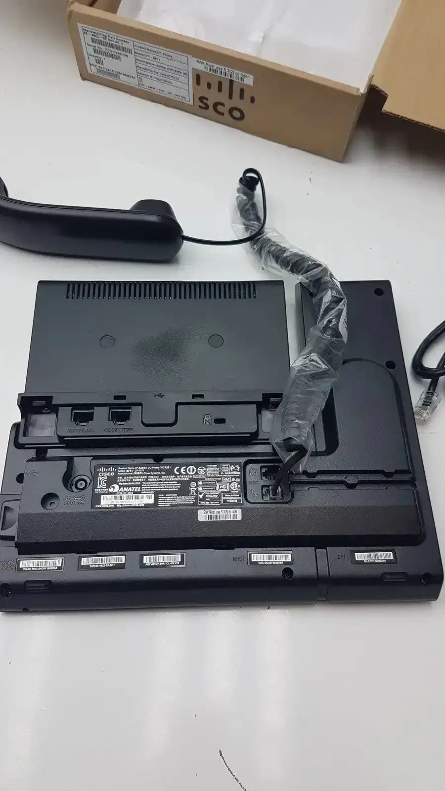Cisco CP-9971 IP Color Office Phone With Base IP Phone, as-is (for parts) product photo 2